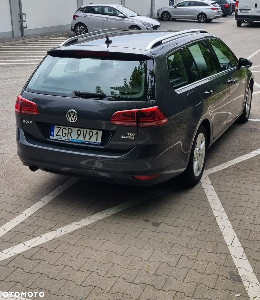 Volkswagen Golf - 4
