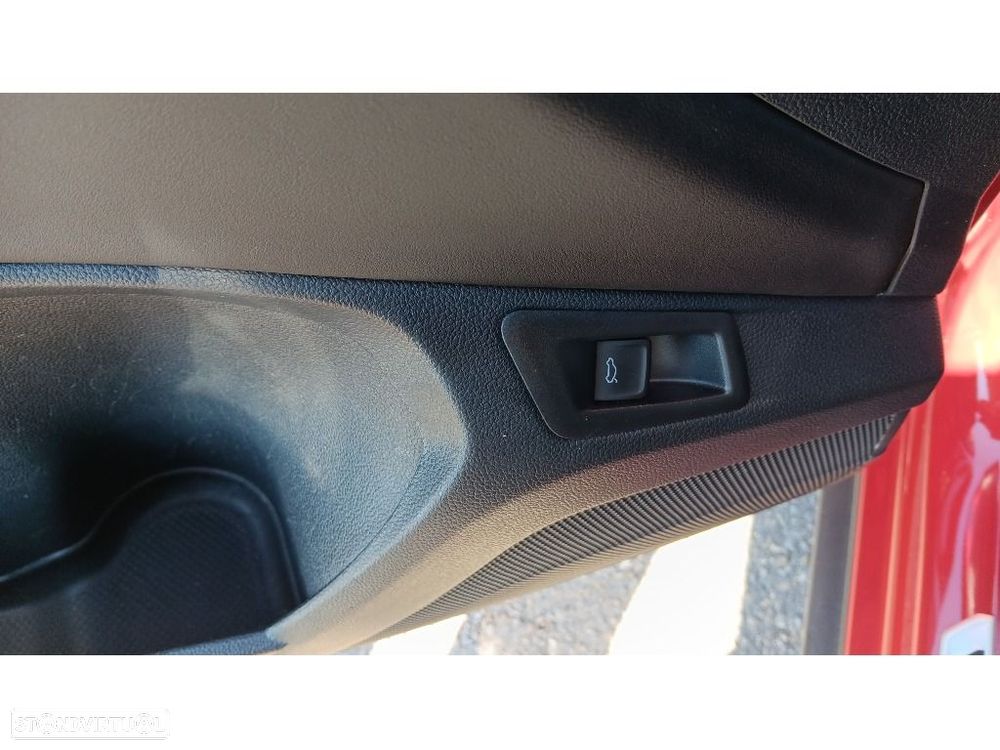 VW T-Roc 1.5 TSI R-Line DSG - 12