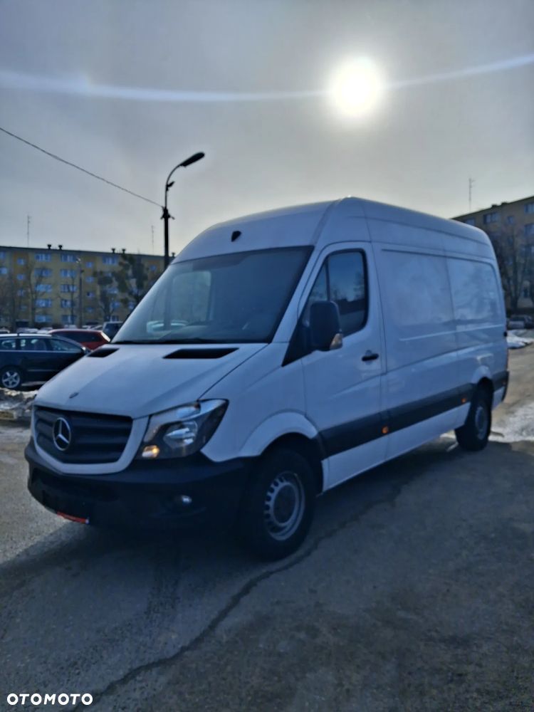 Mercedes-Benz Sprinter - 3