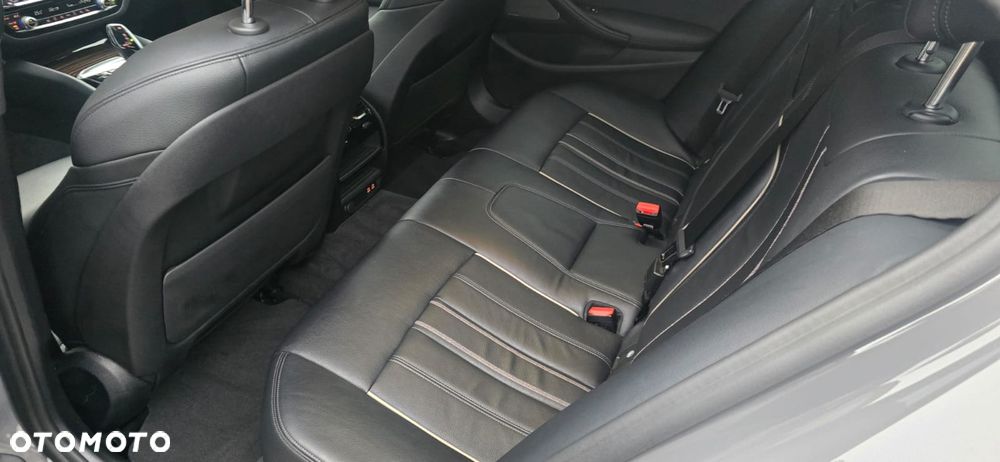 BMW Seria 5 530i xDrive M Sport Edition - 20