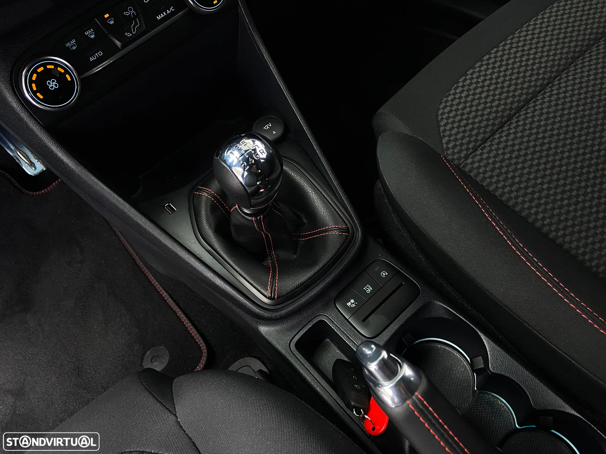 Ford Fiesta 1.0 EcoBoost ST-Line - 23