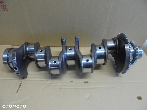 5801767647 WAŁ KORBOWY IVECO 2.3 2014-
