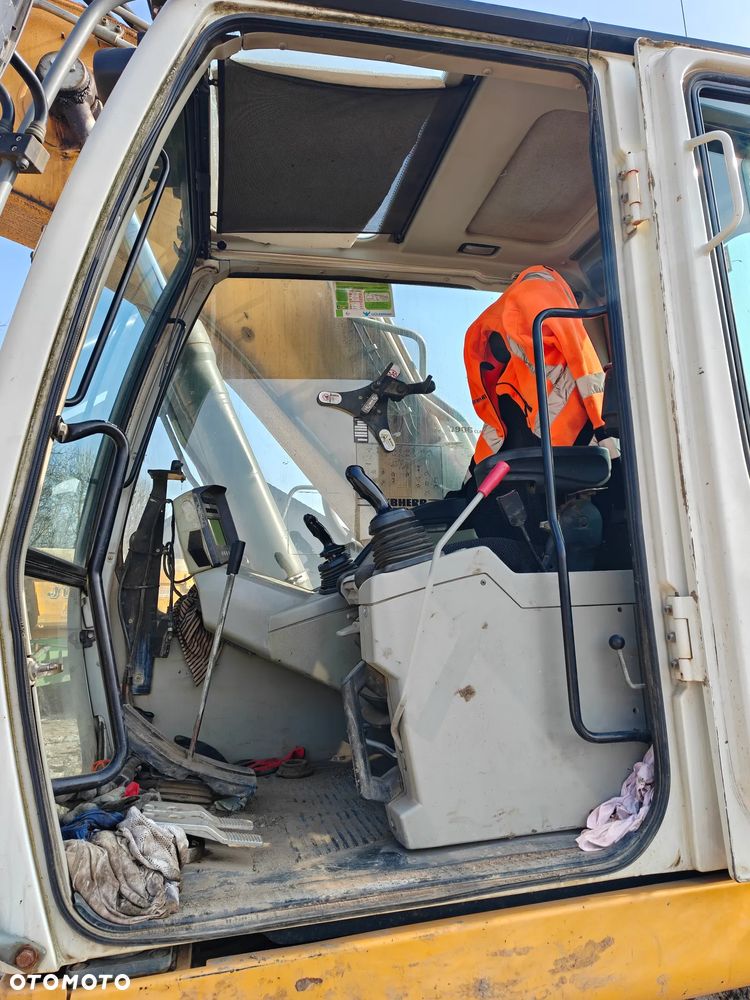 Liebherr R906LC litronic - 11