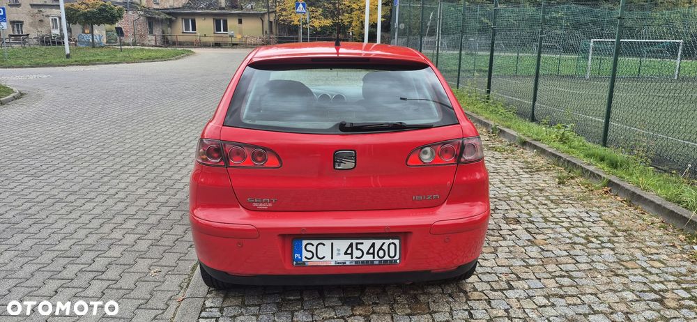 Seat Ibiza 2003 photo 3