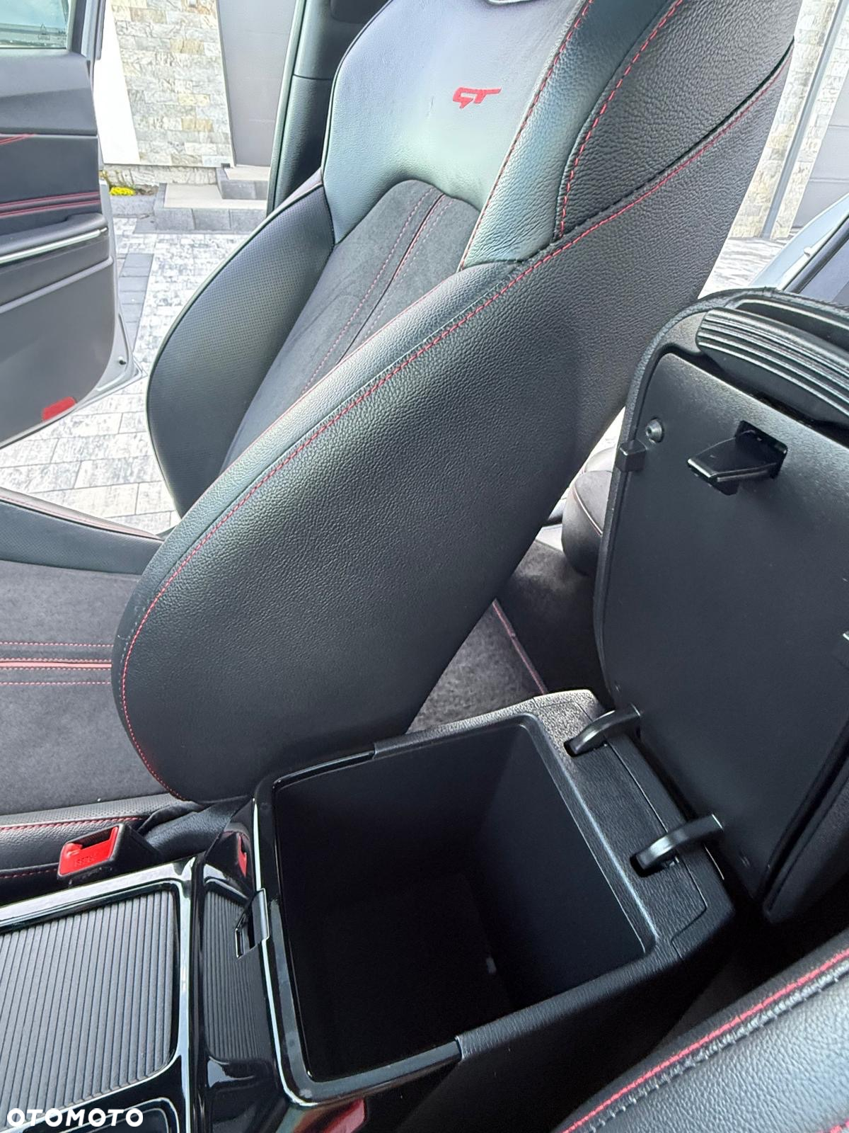 Kia ProCeed 1.6 T-GDI GT DCT - 26