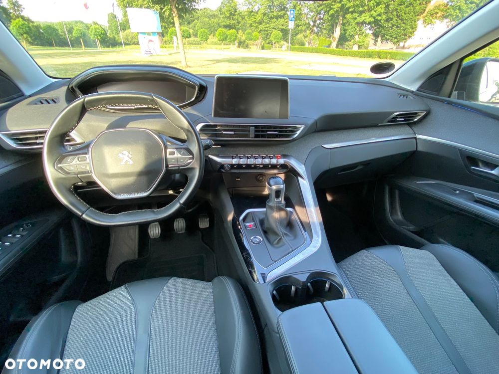 Peugeot 3008 BlueHDi 130 Stop & Start Allure Business-Paket - 36