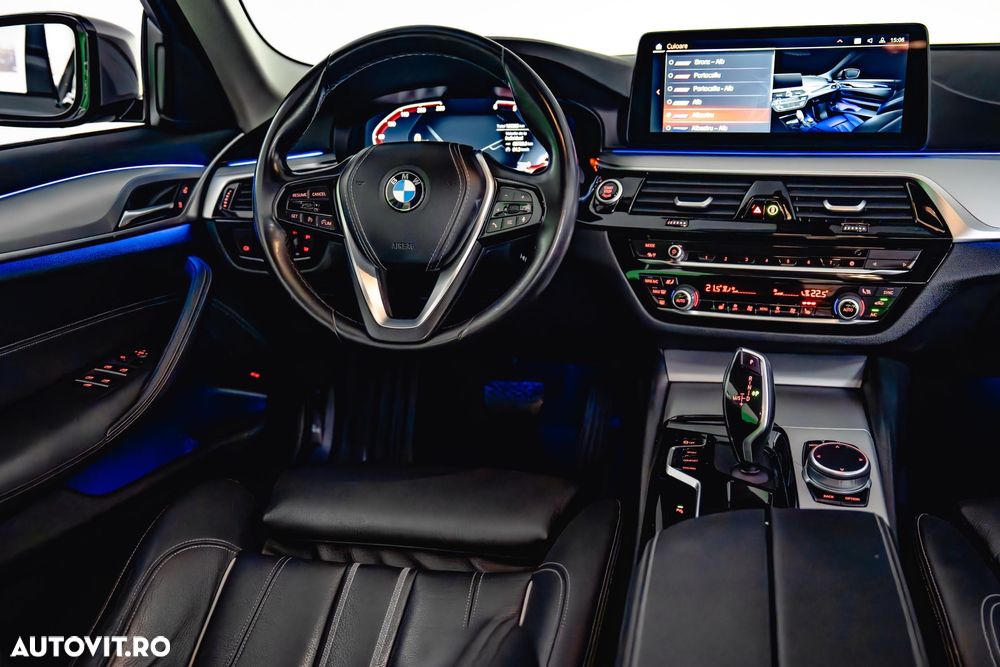 BMW Seria 5 520d AT - 25