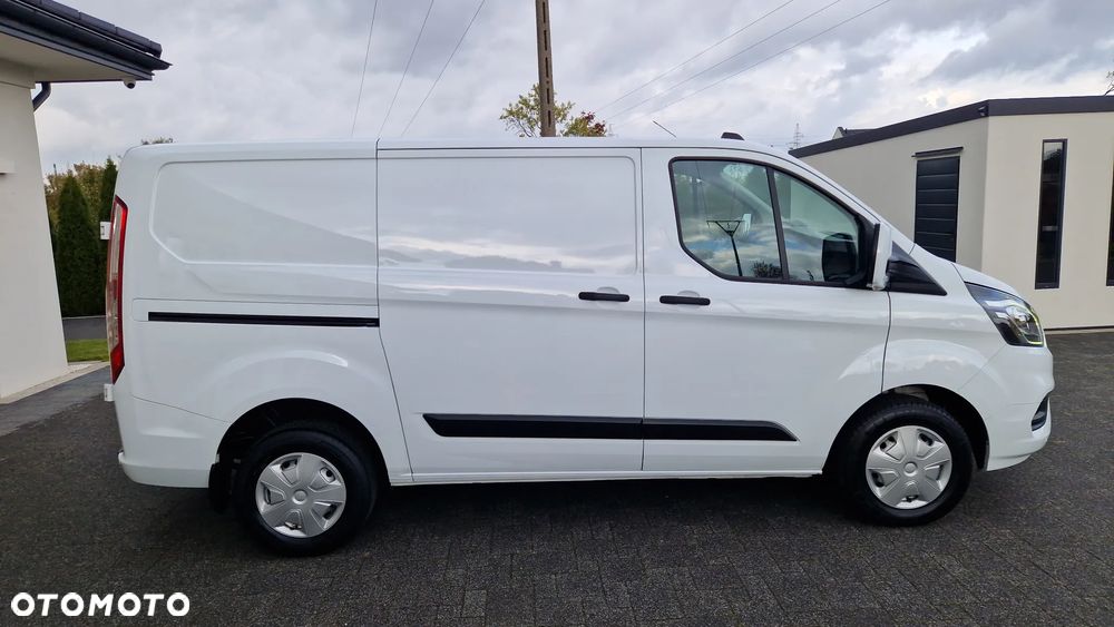 Ford TRANSIT CUSTOM - 19