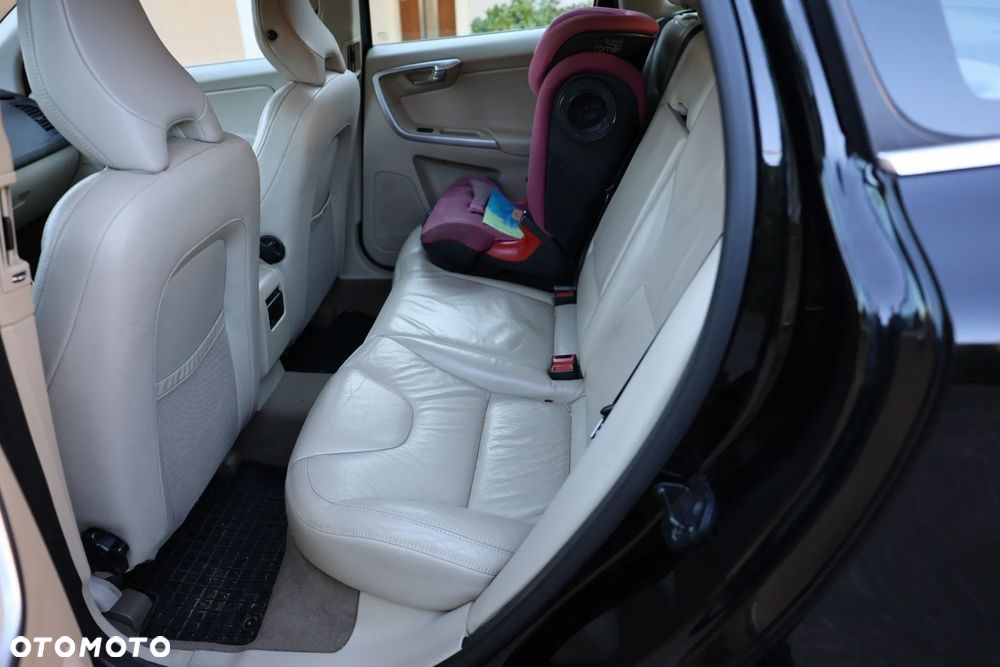 Volvo XC 60 - 18