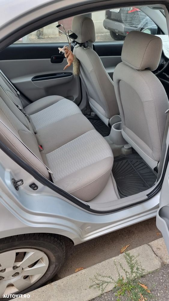 Hyundai Accent MC 1.5 CRDI GL - 6