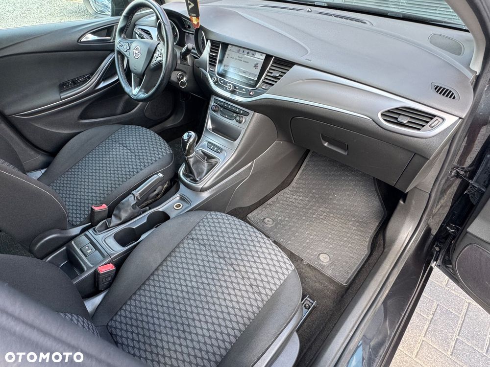 Opel Astra 1.6 CDTI Sport - 21