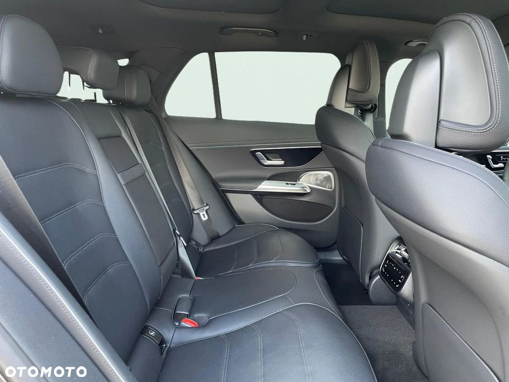 Mercedes-Benz Klasa E 220 d mHEV 4-Matic AMG 9G-Tronic - 21