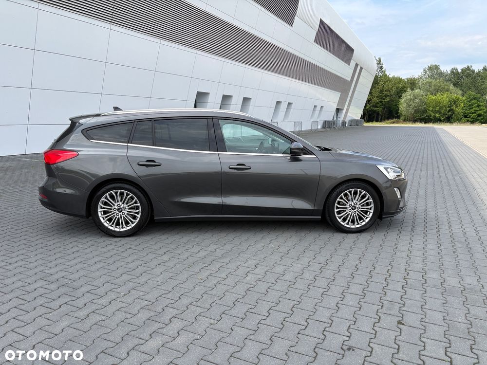 Ford Focus 1.5 EcoBlue Start-Stopp-System TITANIUM DESIGN - 3