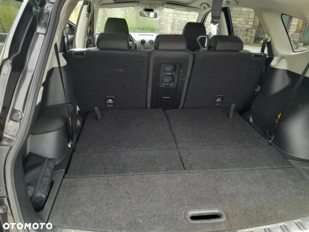 Nissan Qashqai+2 - 6