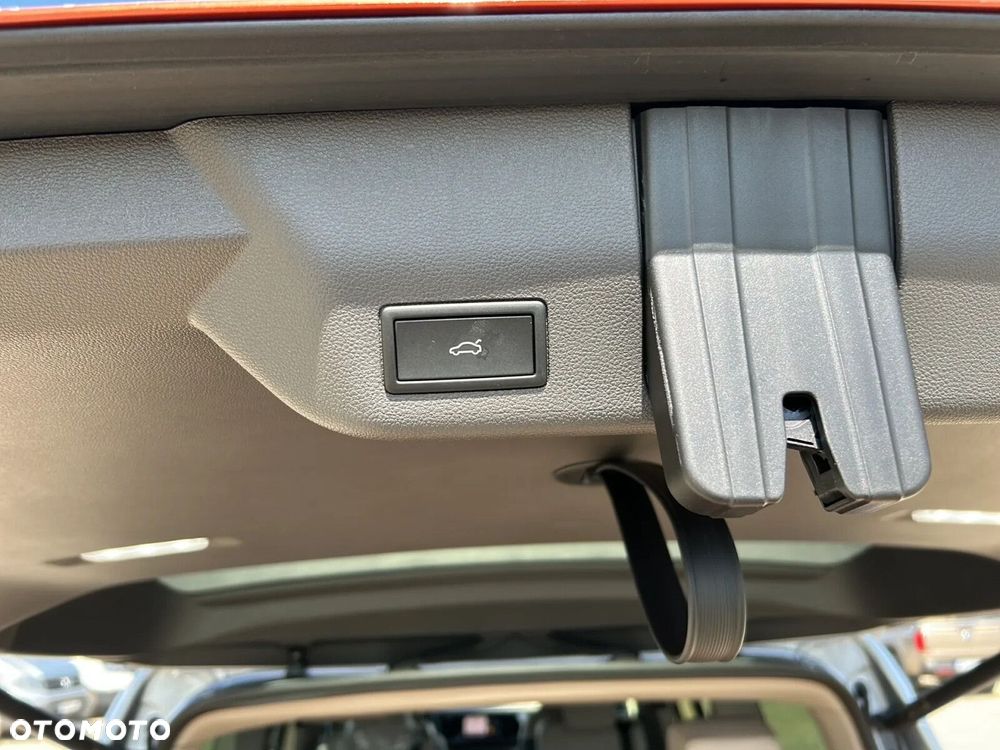 Volkswagen California - 32