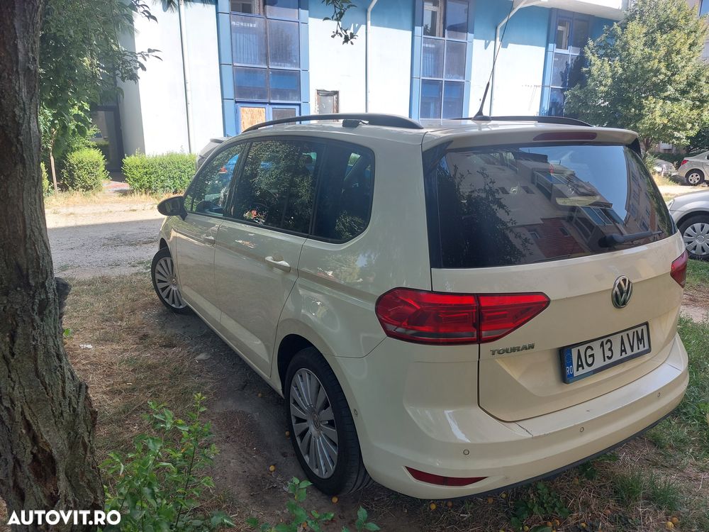Volkswagen Touran - 2