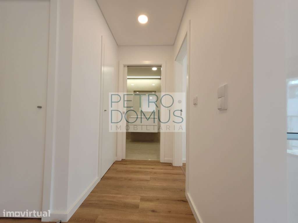 APARTAMENTO T2 NOVO PARA ARRENDAMENTO SETE RIOS, CAMPOLIDE - Grande imagem: 3/23