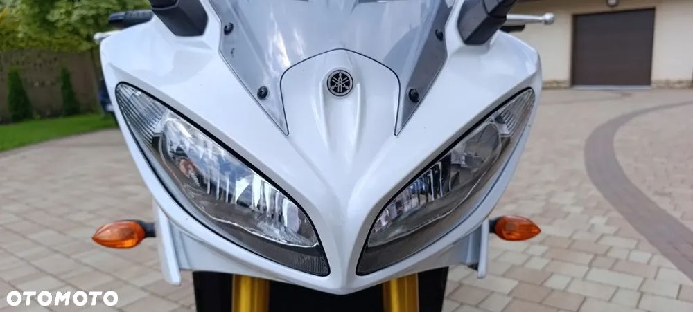 Yamaha FZ8 - 15