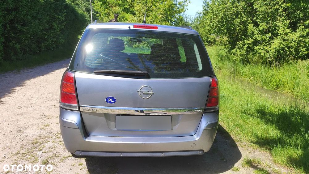 Opel Zafira 1.9 CDTI Enjoy ActiveSelect - 4