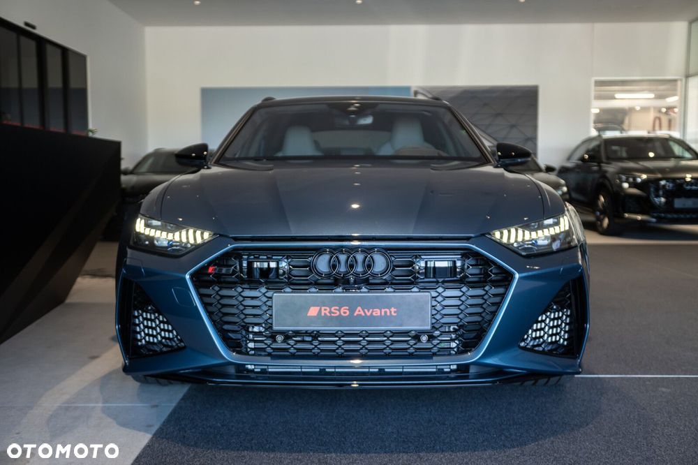 Audi RS6 Avant - 2