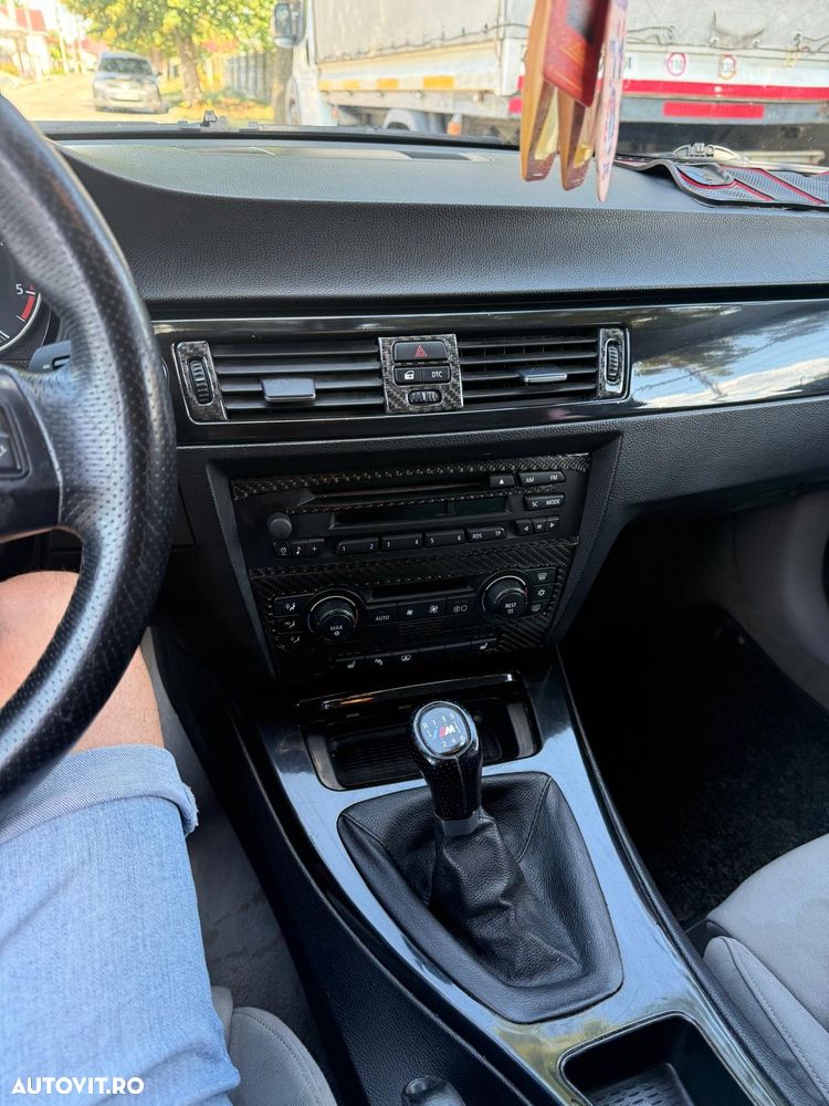BMW Seria 3 320d - 9