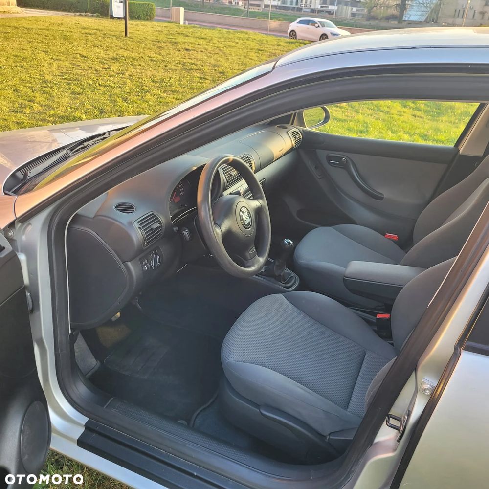 Seat Leon 1.6 Signo - 17