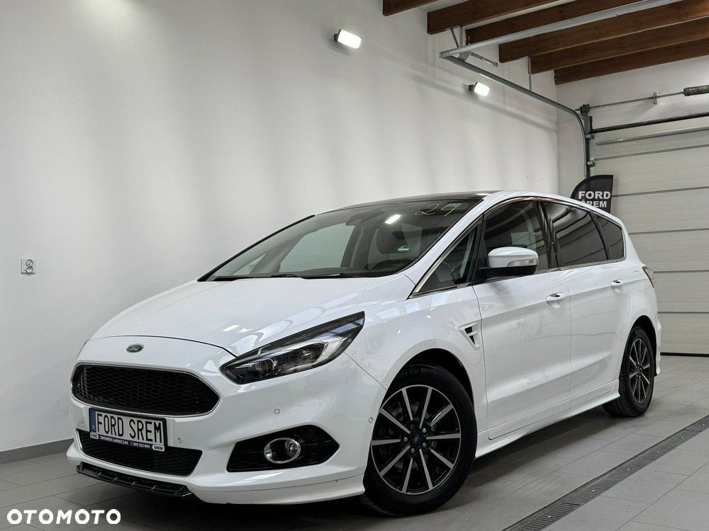 Ford S-Max - 11