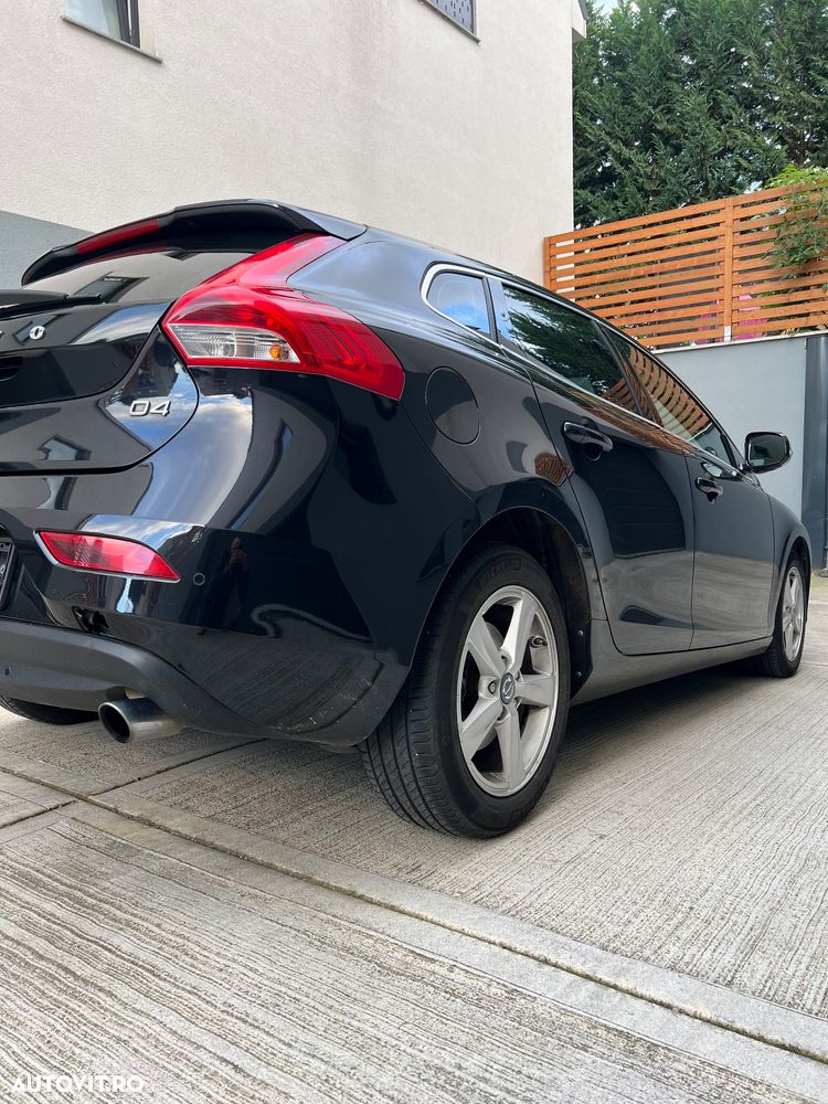 Volvo V40 D4 VEA Momentum - 7