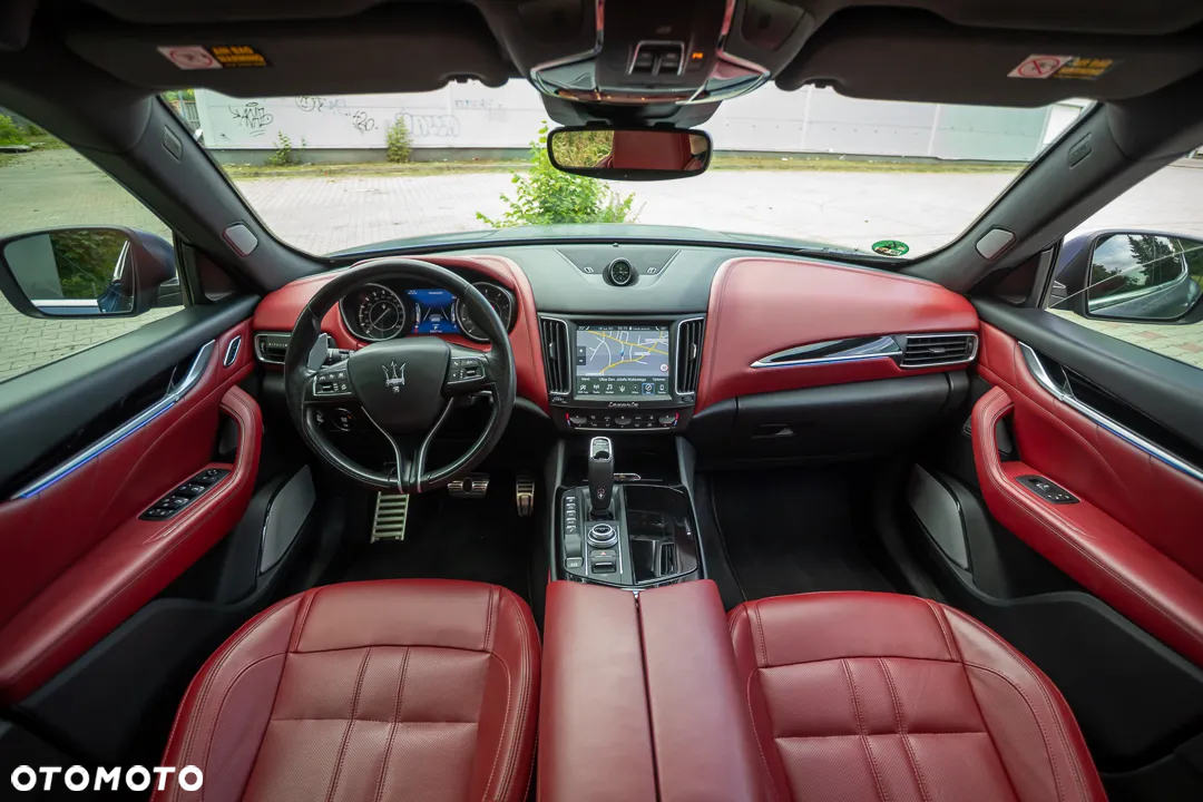Maserati Levante Granlusso - 16