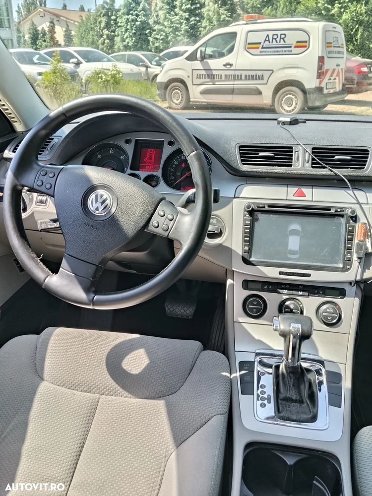 Volkswagen Passat 2.0 TDI Highline DPF DSG - 11