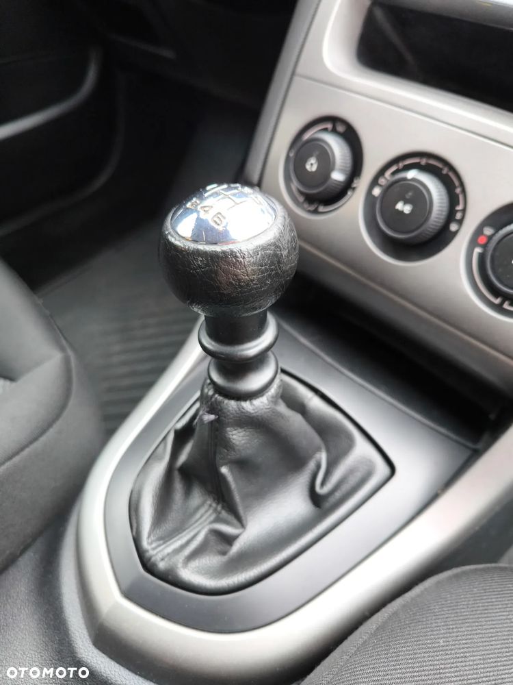 Peugeot 308 1.6 e-HDi Active STT - 40