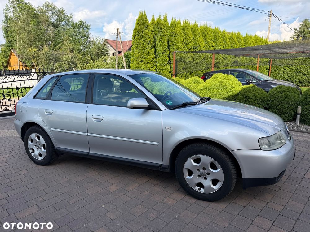 Audi A3 Sportback 1.6 Ambition - 9