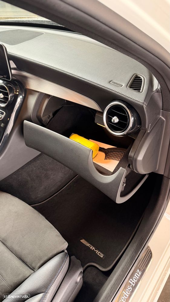 Mercedes-Benz C 300 de AMG Line - 36