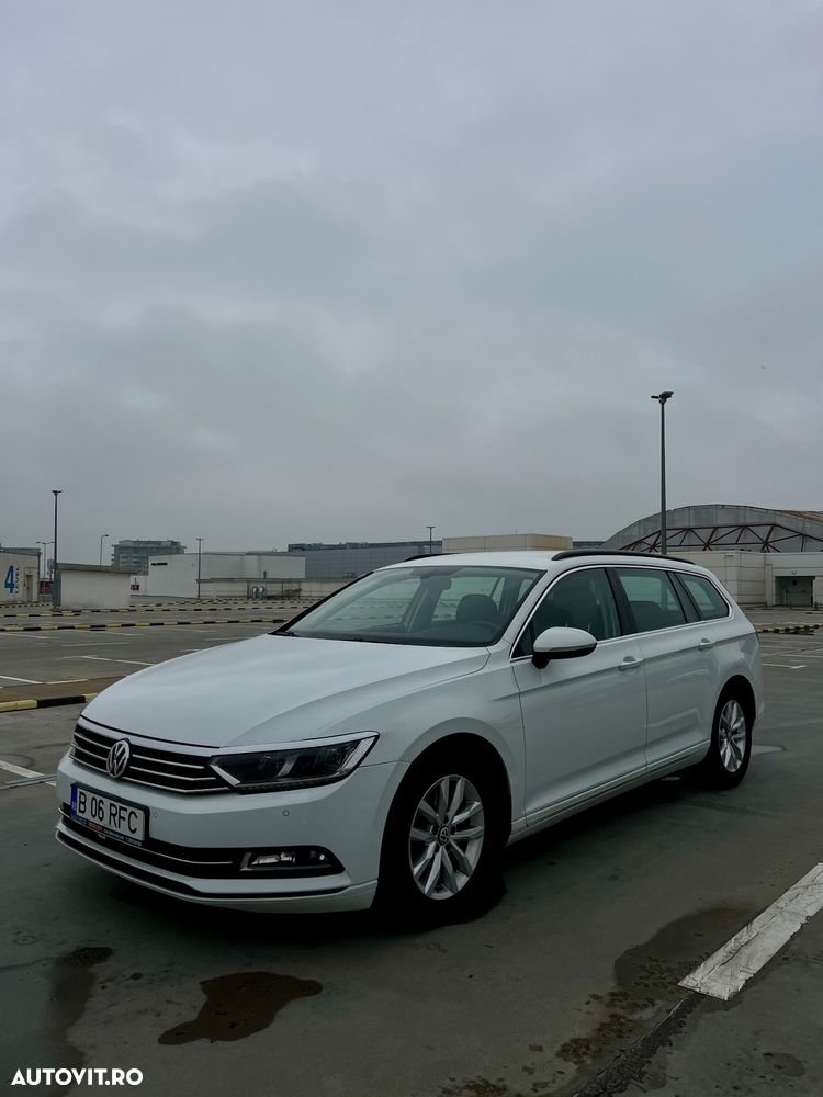 Volkswagen Passat 2.0 TDI DSG Comfortline - 1