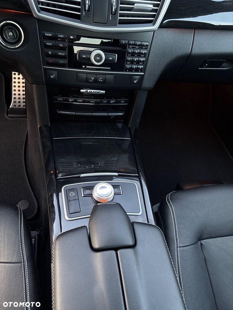 Mercedes-Benz Klasa E 350 T CDI DPF 4Matic BlueEFFICIENCY 7G-TRONIC Avantgarde - 17