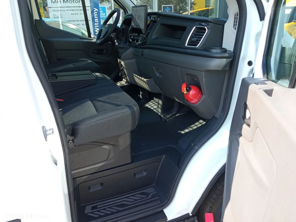 Ford Transit - 16