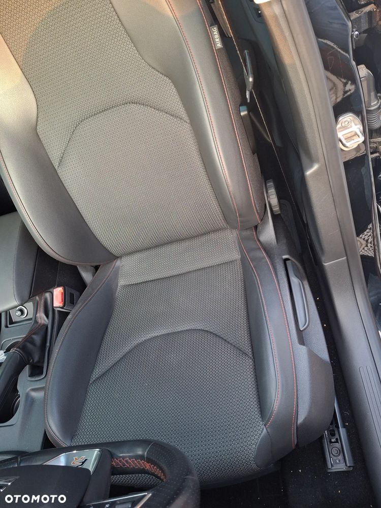 Seat Leon 2.0 TDI DPF Start&Stop FR - 24