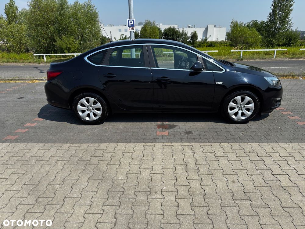 Opel Astra 1.6 EU6 - 5