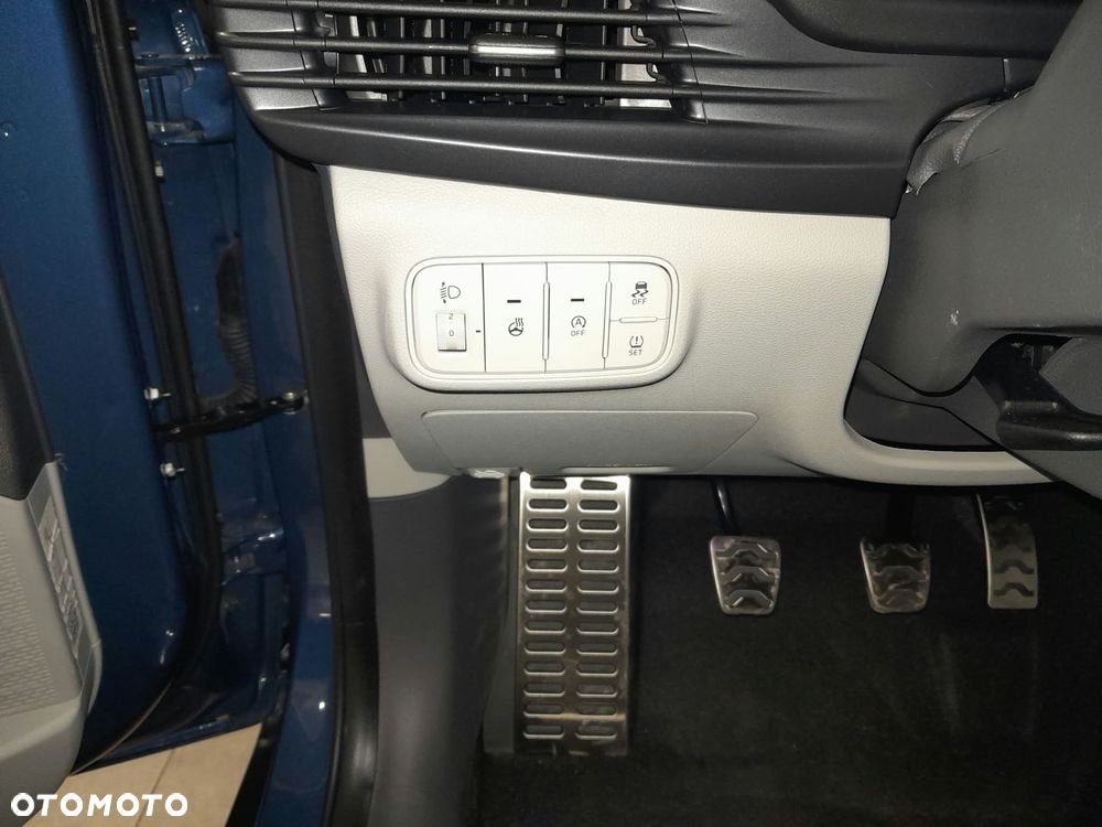 Hyundai Bayon 1.0 T-GDI Smart - 17
