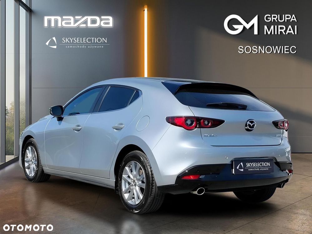 Mazda 3 - 4