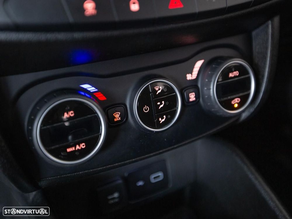 Fiat Tipo Station Wagon 1.3 M-Jet Lounge - 16