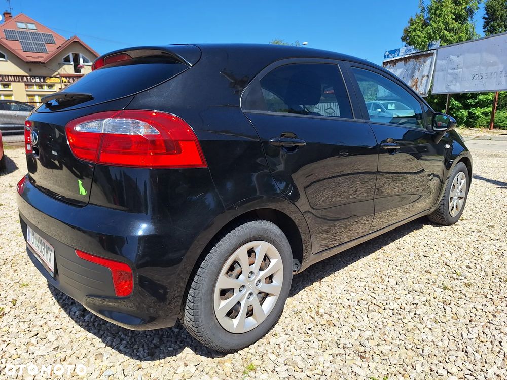 Kia Rio 1.2 Edition 7 - 11