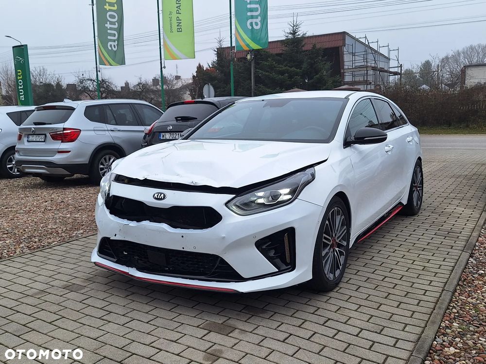 Kia ProCeed 1.6 T-GDI GT DCT - 11