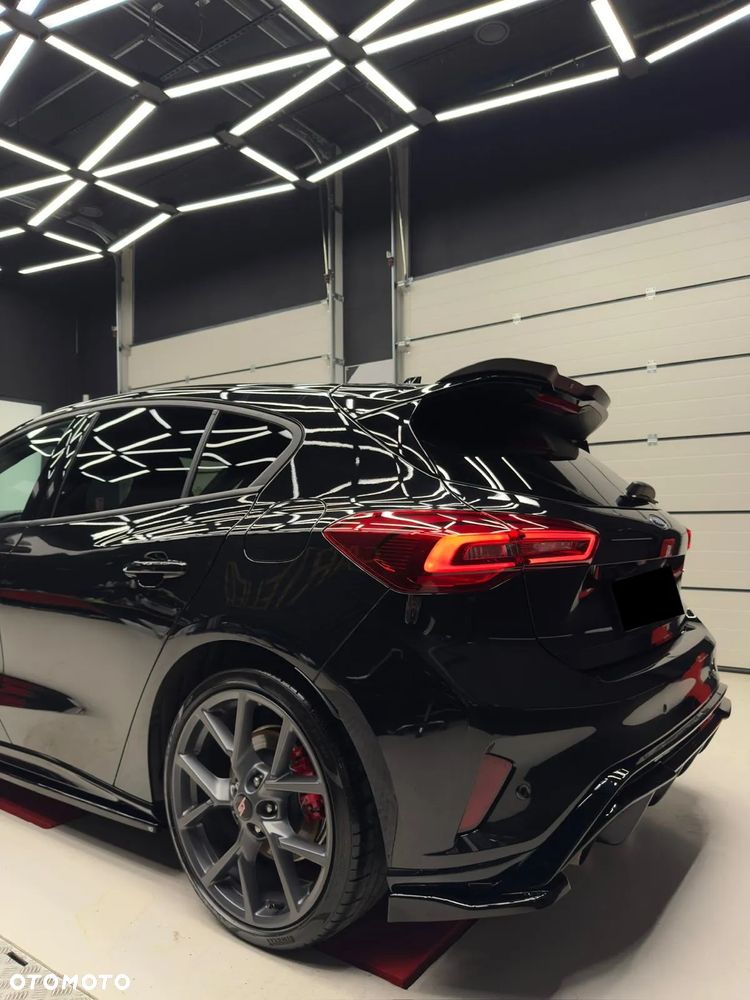 Ford Focus 2.3 EcoBoost ST X - 2