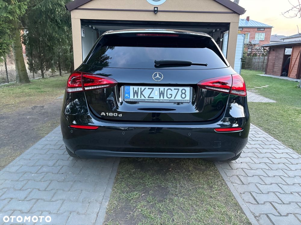 Mercedes-Benz Klasa A 180 d 7G-DCT Progressive - 8