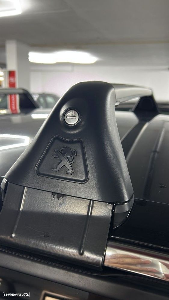 Peugeot 3008 1.5 BlueHDi Allure EAT8 - 8