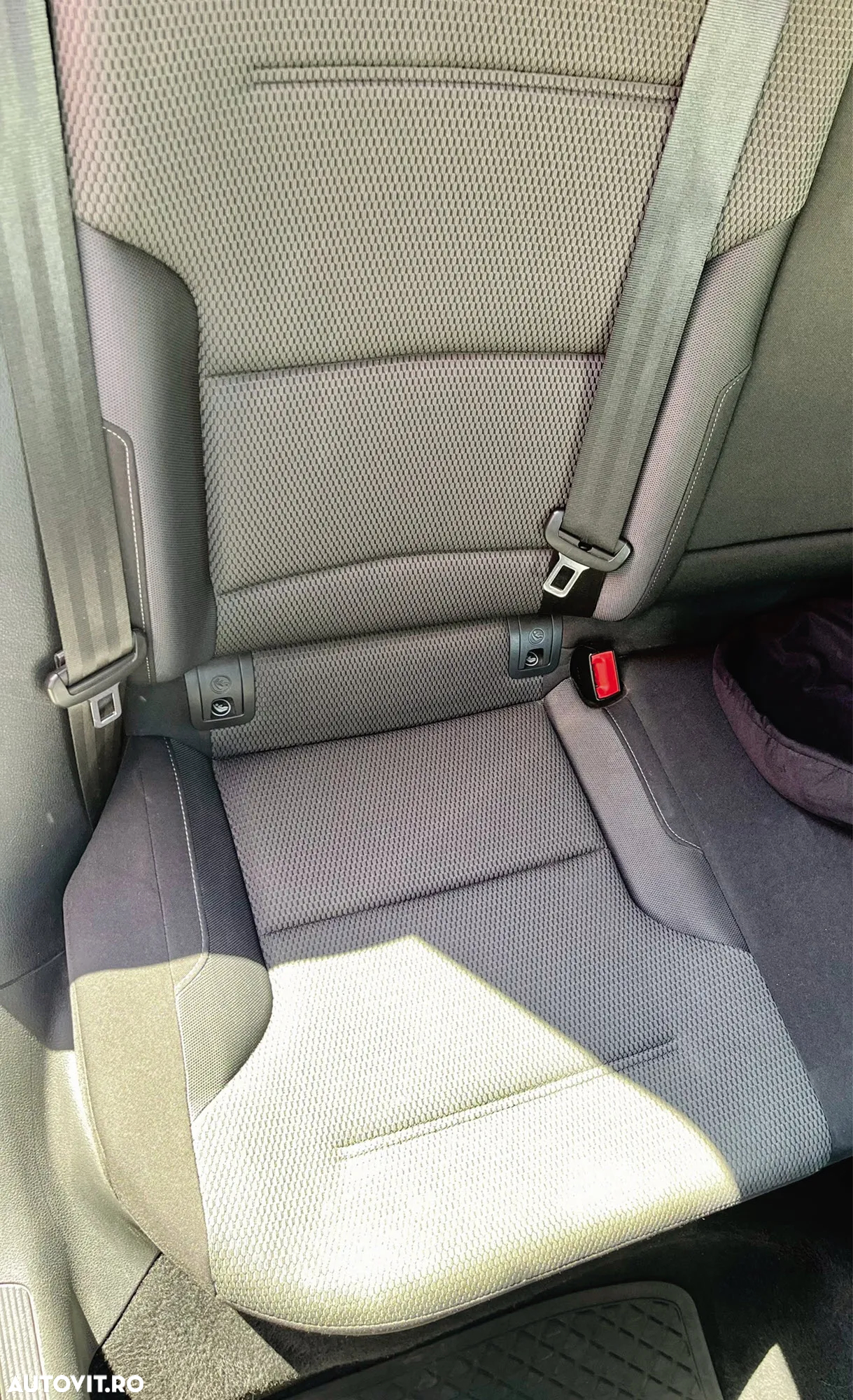 Volkswagen Golf 1.6 TDI BlueMotion Technology DPF Comfortline - 12