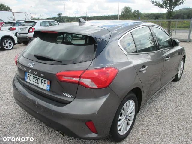 Ford Focus - 7