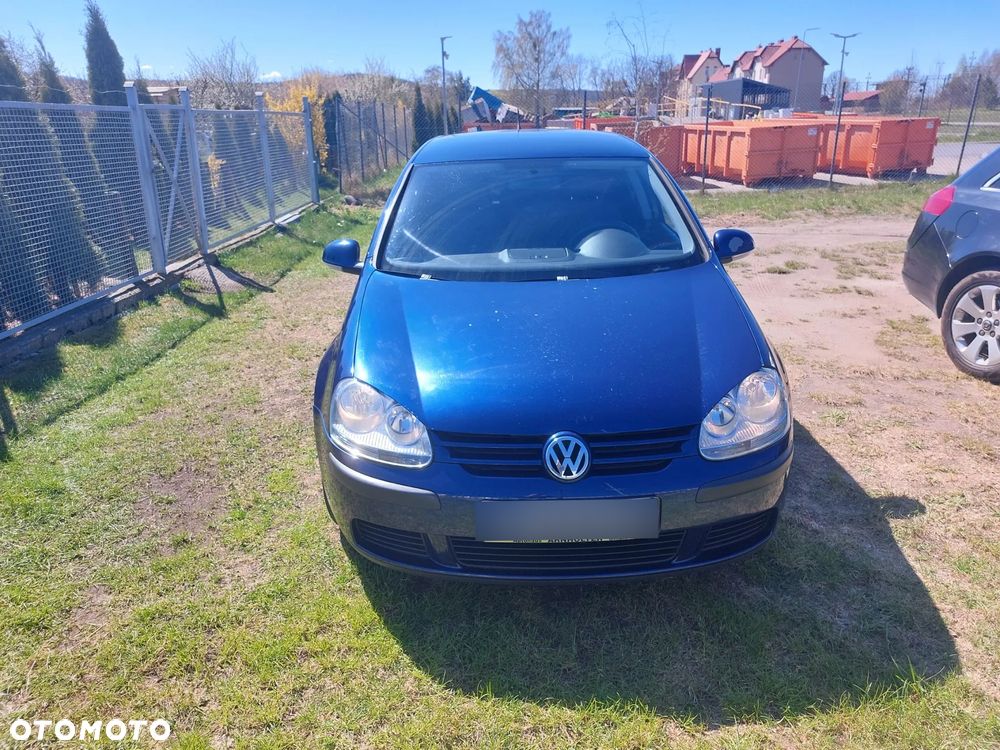 Volkswagen Golf - 6