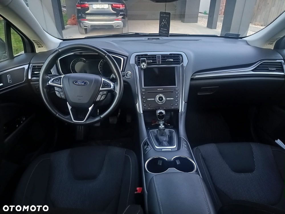 Ford Mondeo 2.0 EcoBlue Titanium - 11